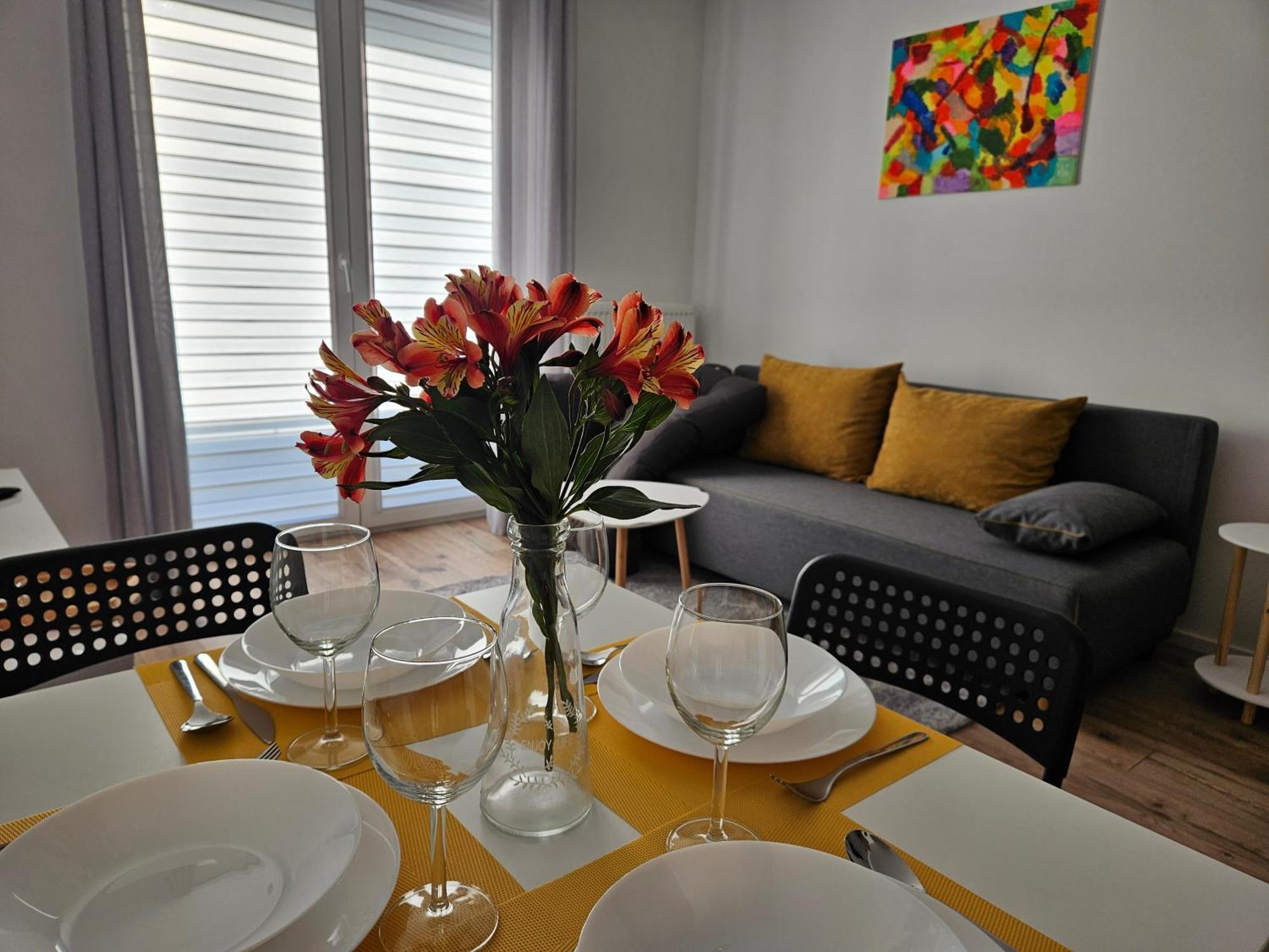 Apartament Oaza Na Sterowcow Apartment Dywity Bagian luar foto